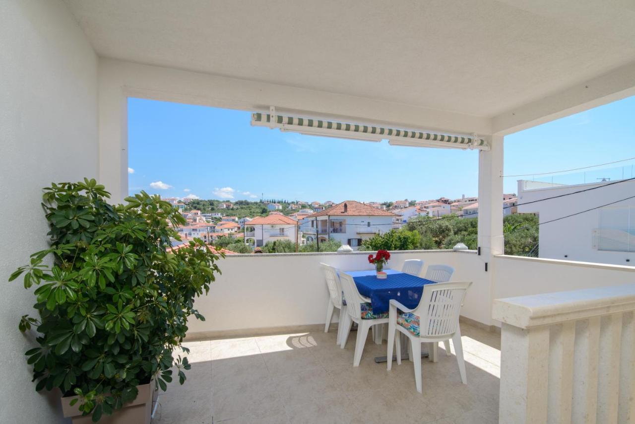 Apartments Tonka Trogir Eksteriør billede