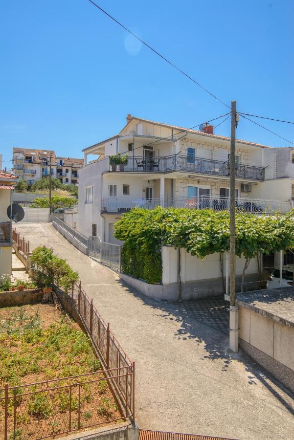 Apartments Tonka Trogir Eksteriør billede