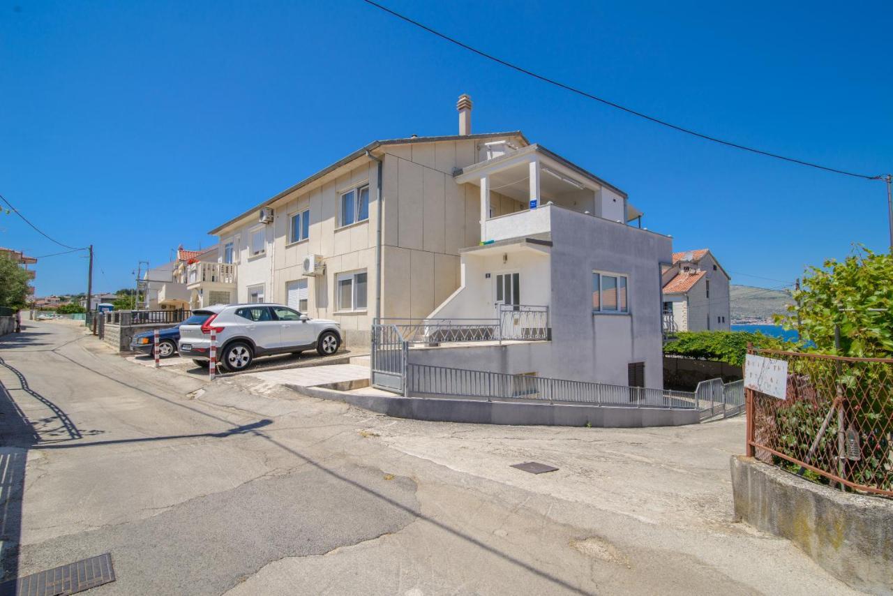 Apartments Tonka Trogir Eksteriør billede