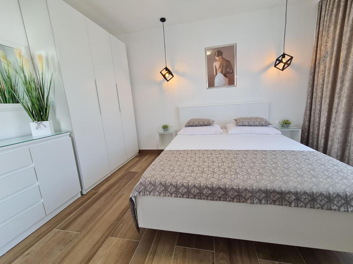 Apartments Tonka Trogir Eksteriør billede